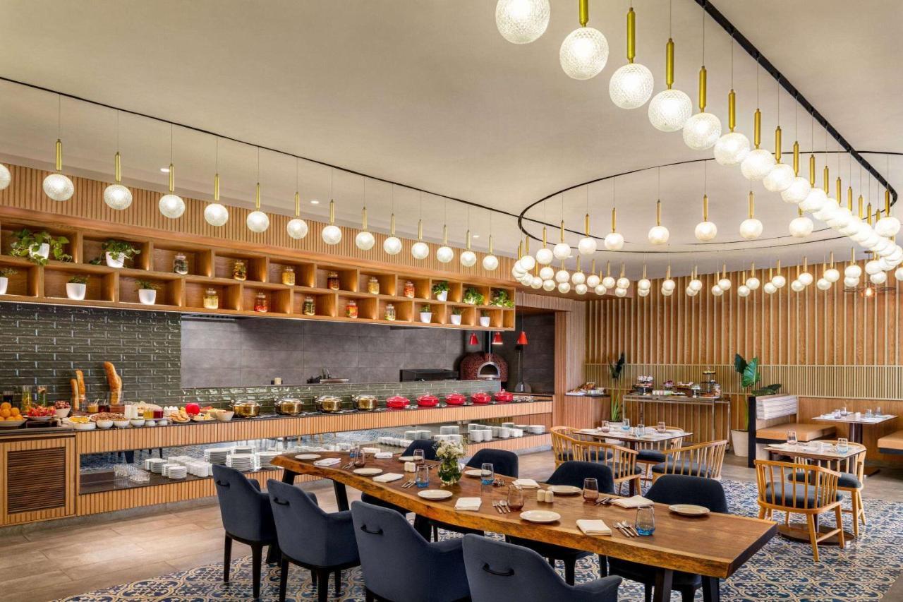 Ramada Encore By Wyndham Indore Nipania المظهر الخارجي الصورة